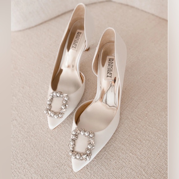 Badgley Mischka Fabia D’Orsay With Crystal Buckle White - Picture 3 of 10